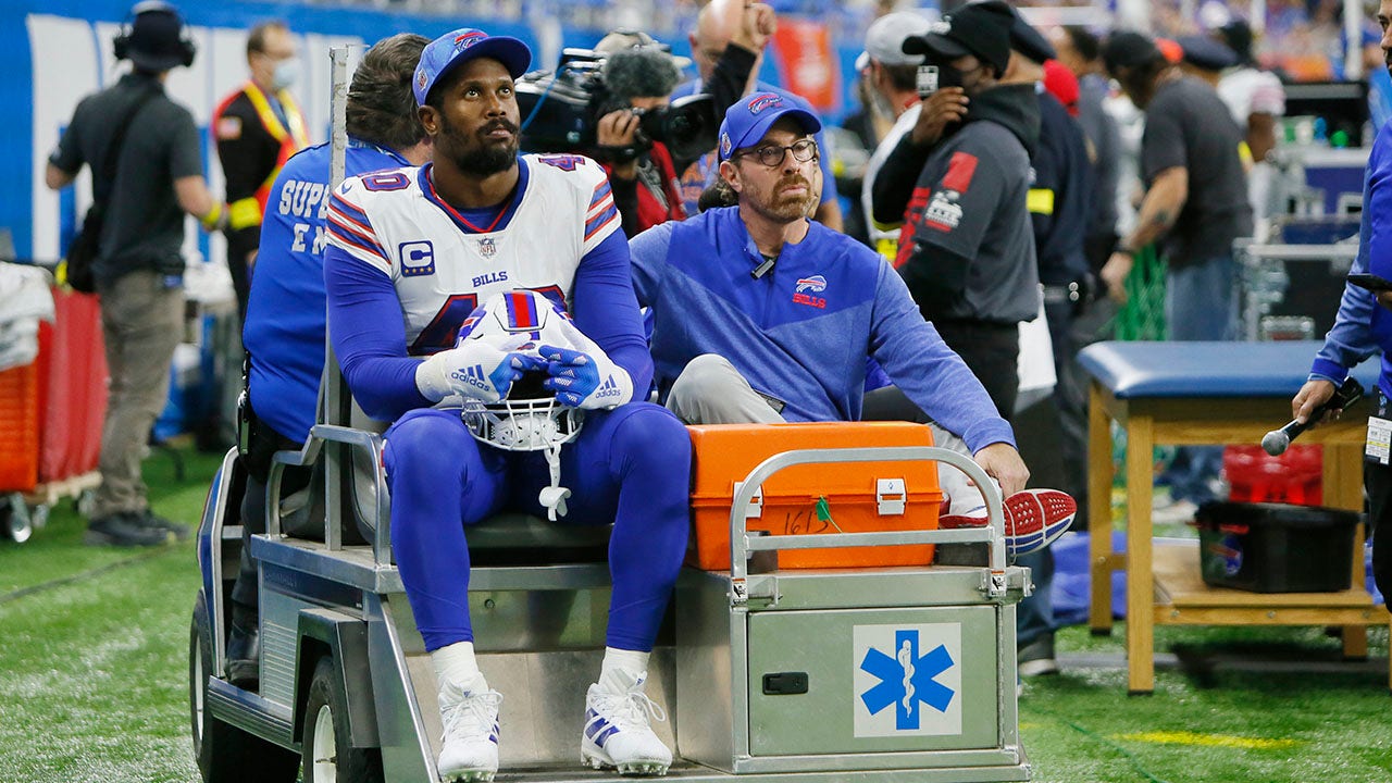 Bills place Von Miller on injured reserve with knee injury