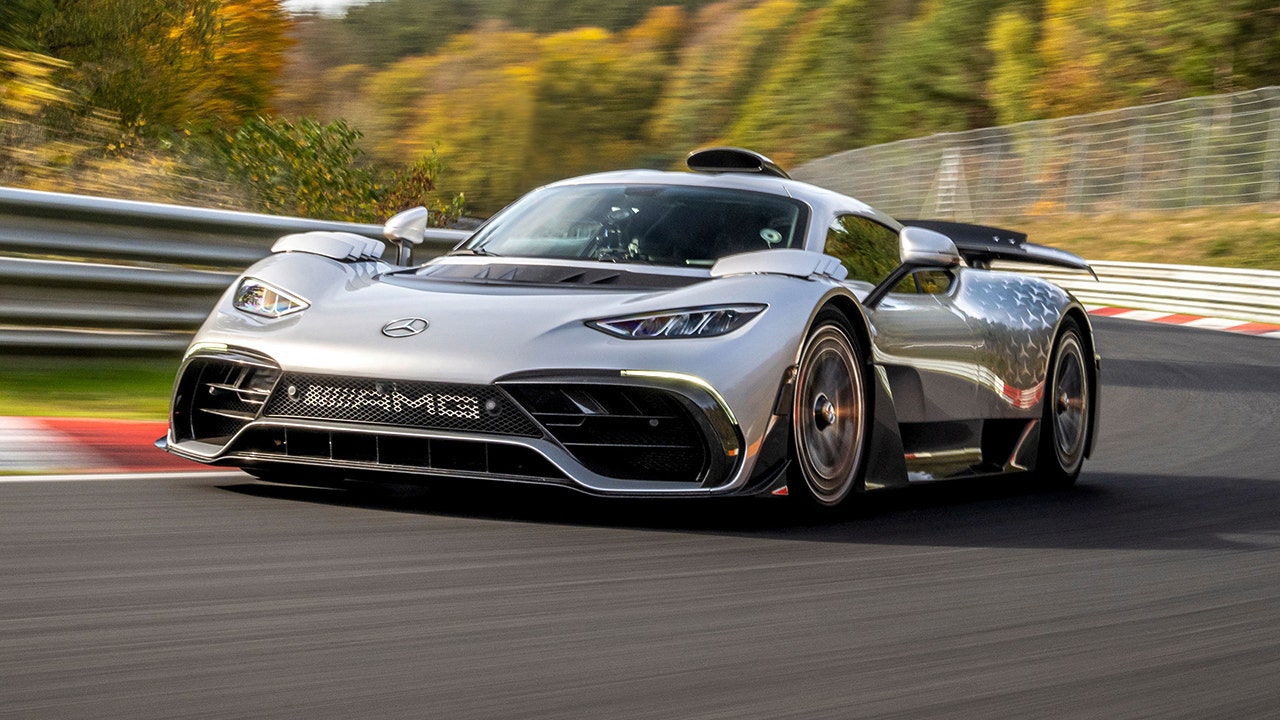 skrivning Mount Vesuv beskytte The Mercedes-AMG One set a new record at this famous track | Fox News