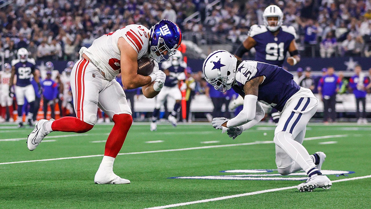 Giants-Cowboys Thanksgiving matchup highlights historic day for