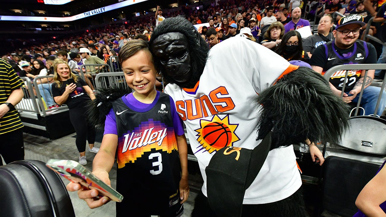 Woke former NBA champ Lamar Odom says Phoenix Suns' mascot is