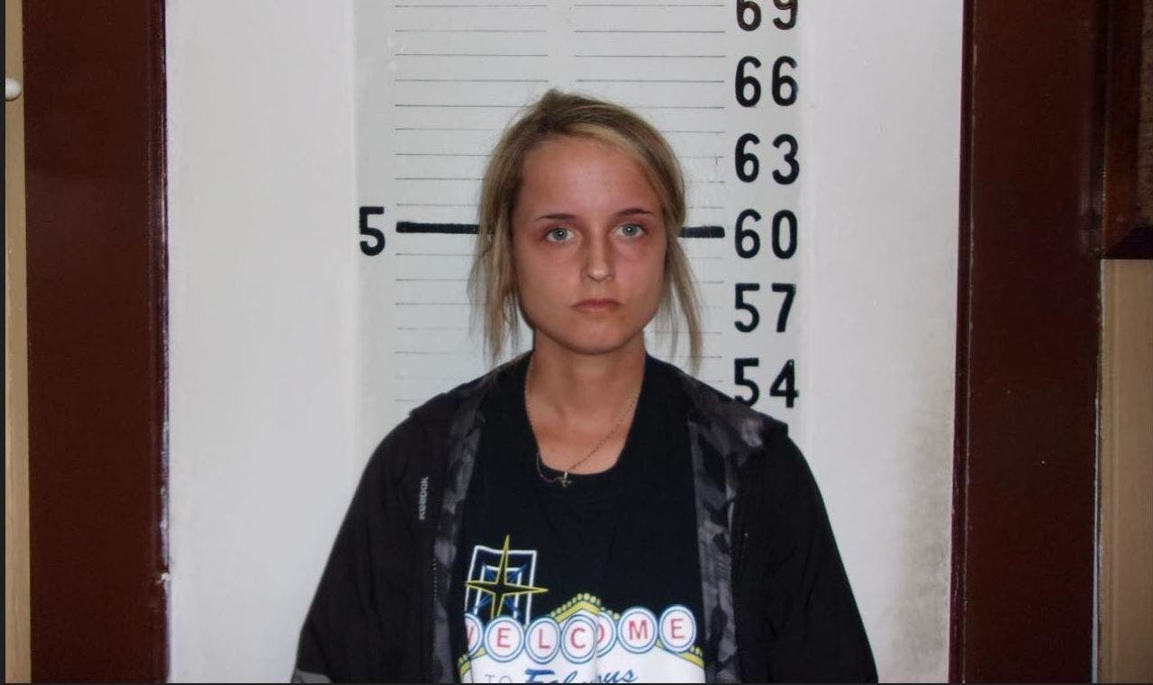 Oklahoma teacher's aide charged with rape allegedly slept with 16-year-old student weeks after starting job