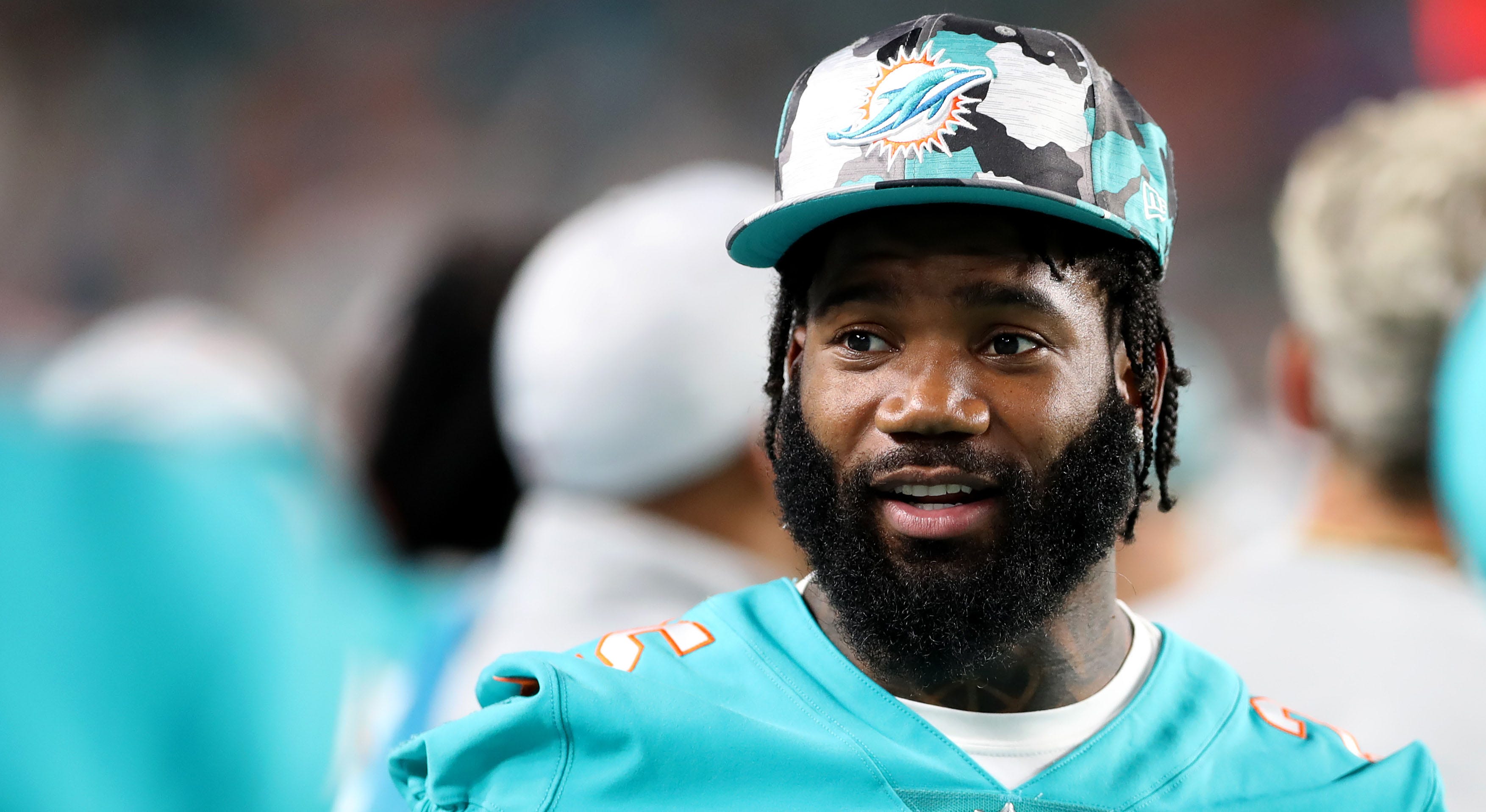 Read more about the article NFL free agent Xavien Howard shared ‘revenge porn’ with victim’s child, lawsuit alleges