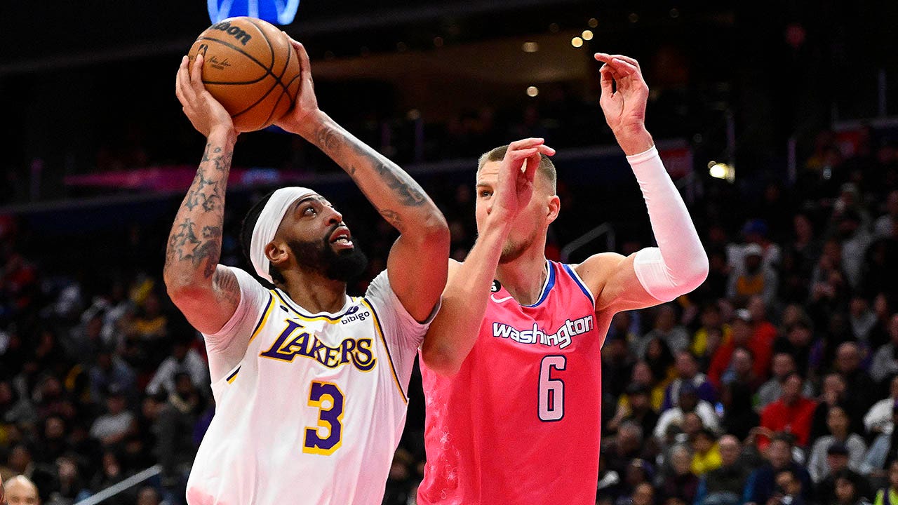Davis scores 55 points, leads Lakers over Wizards 130-119 - WTOP News