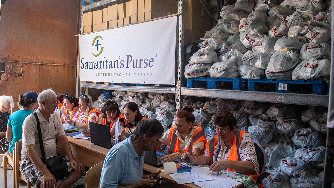 Samaritan's Purse Sets Up Field Hospital in Central Park | News & Reporting  | Christianity Today
