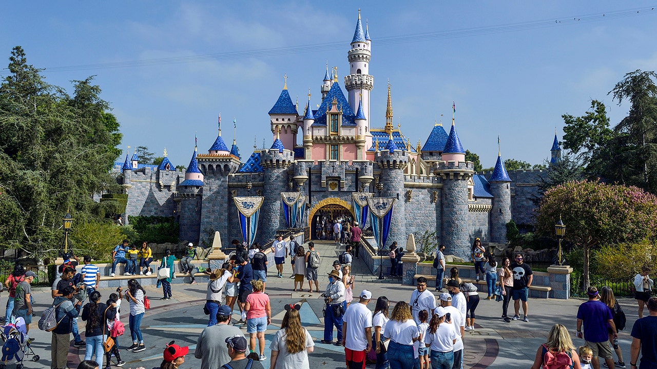 Firefighters Get Free Adventure Passes at Disneyland and Universal Studios Hollywood!