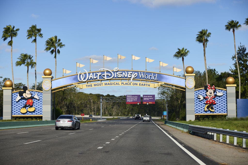 Walt Disney World welcome sign