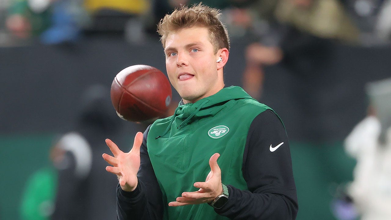 NY Jets playoff hopes on life support after Zach Wilson's return