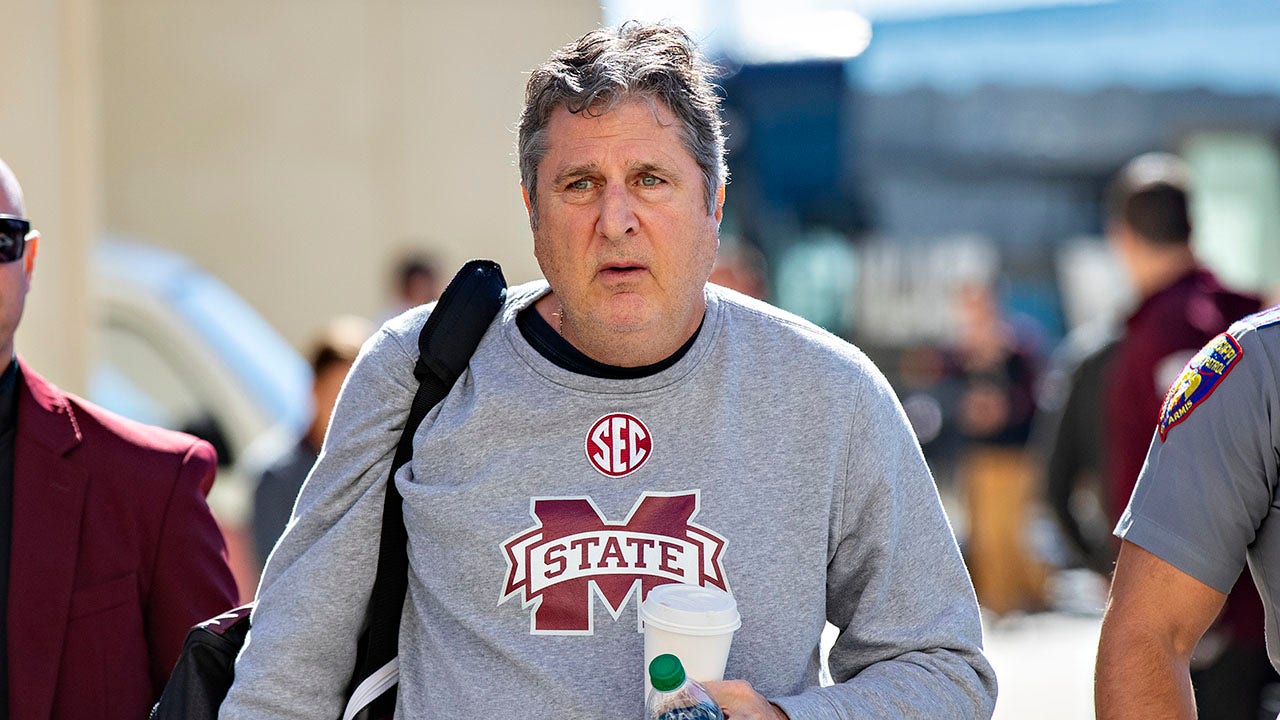 Mississippi State to play in bowl game following death of Mike Leach – Fox News