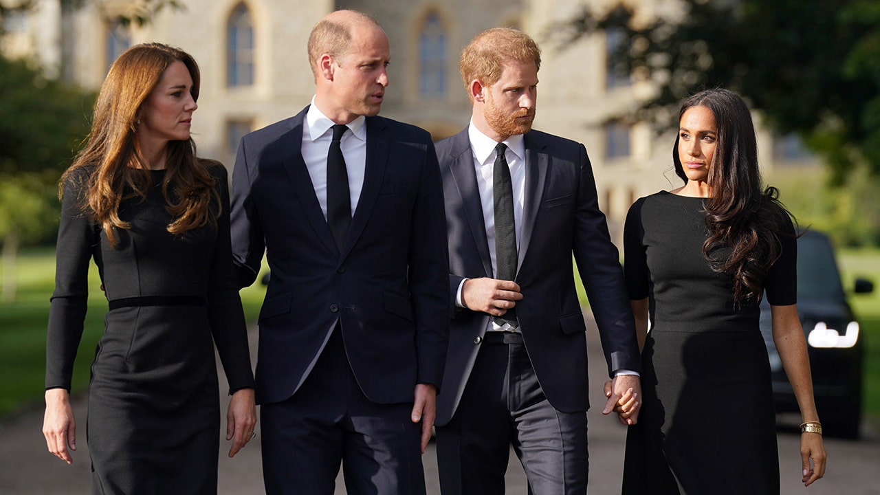 Meghan Markle and Prince Harry jockey for attention as Prince William, Kate Middleton make history in U.S. (Getty Images)