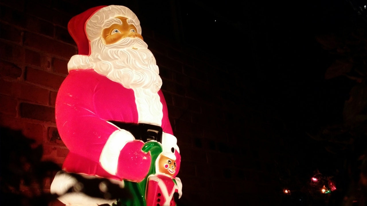 South Carolina restaurant owner forgives man who returns Santa statue he drunkenly stole: 'Wasn't thinking'