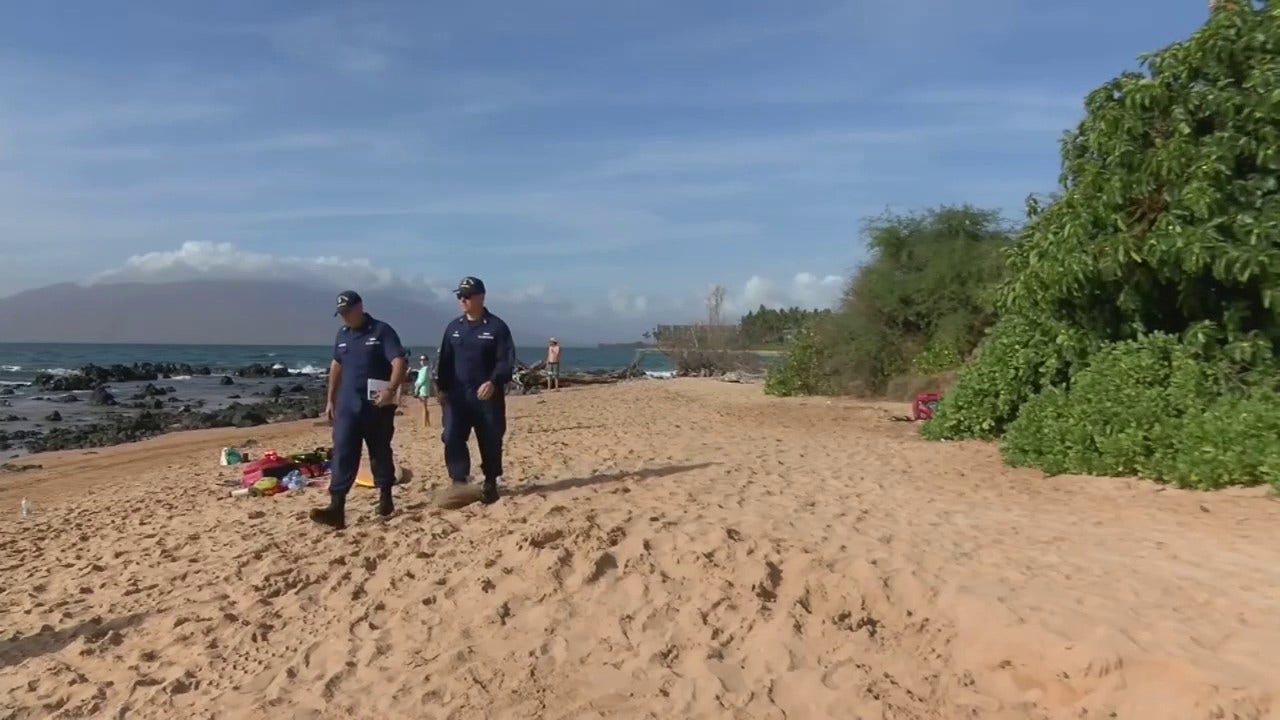 Maui, Hawaii, officials search for woman after husband reports possible shark encounter while snorkeling