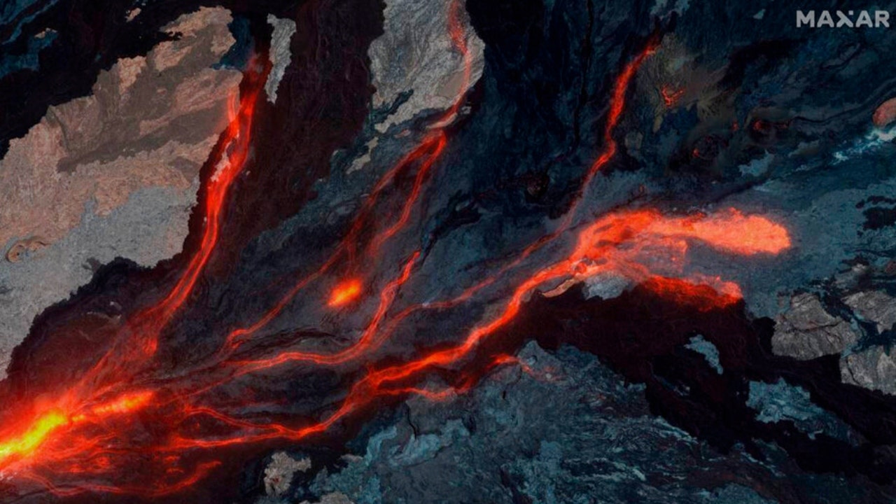 Mauna Loa d’Hawaï: des images à couper le souffle montrent l’éruption du volcan depuis l’espace