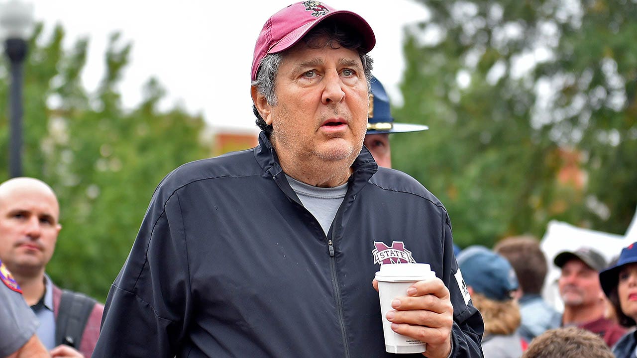 Mike Leach's epic rants and clever quips remembered as Mississippi State  coach battles health issue | Fox News