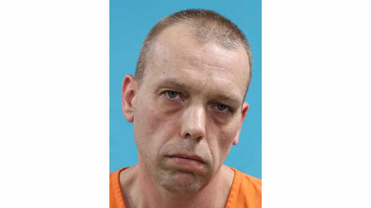 Man pleads guilty to hate crime, arson charges for setting fire that destroyed Missouri Islamic center