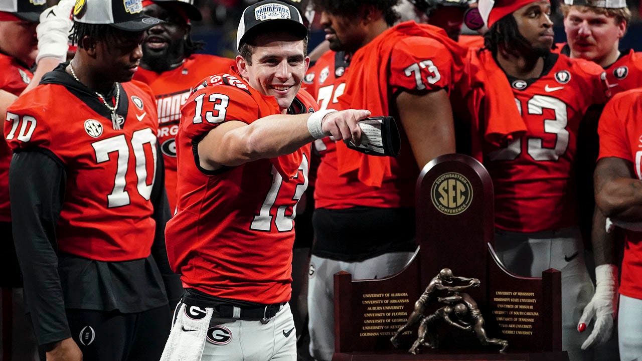 Georgia Bulldogs 4 Time Football National Champions Banner