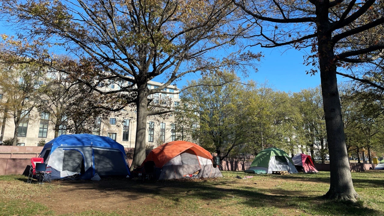 National Park Service Aims To Clear Out Dc Homeless Encampments By Late