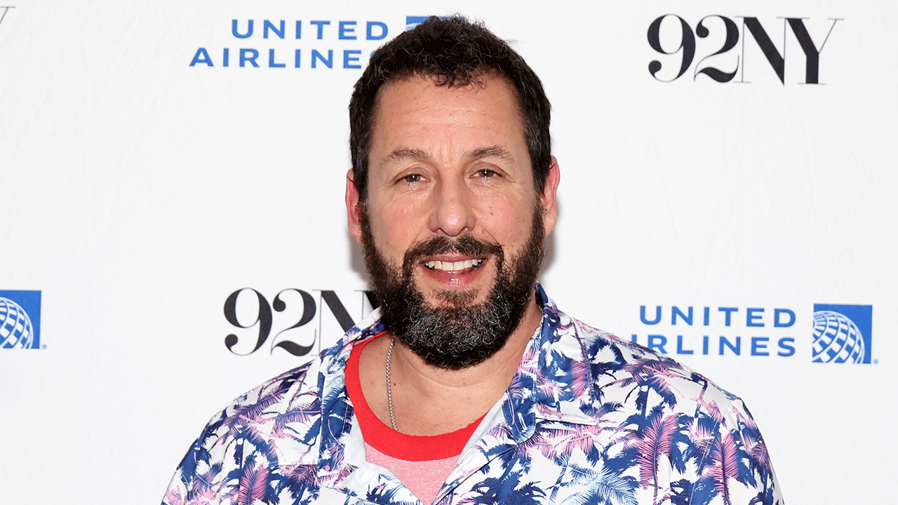 Adam Sandler en la proyección de "Hustle