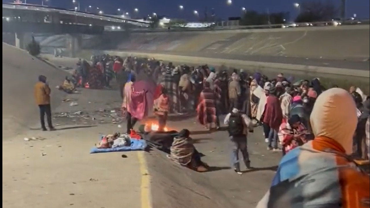 El Paso hit by 255% increase in migrant encounters as Title 42's end nears, migrants start fires to keep warm