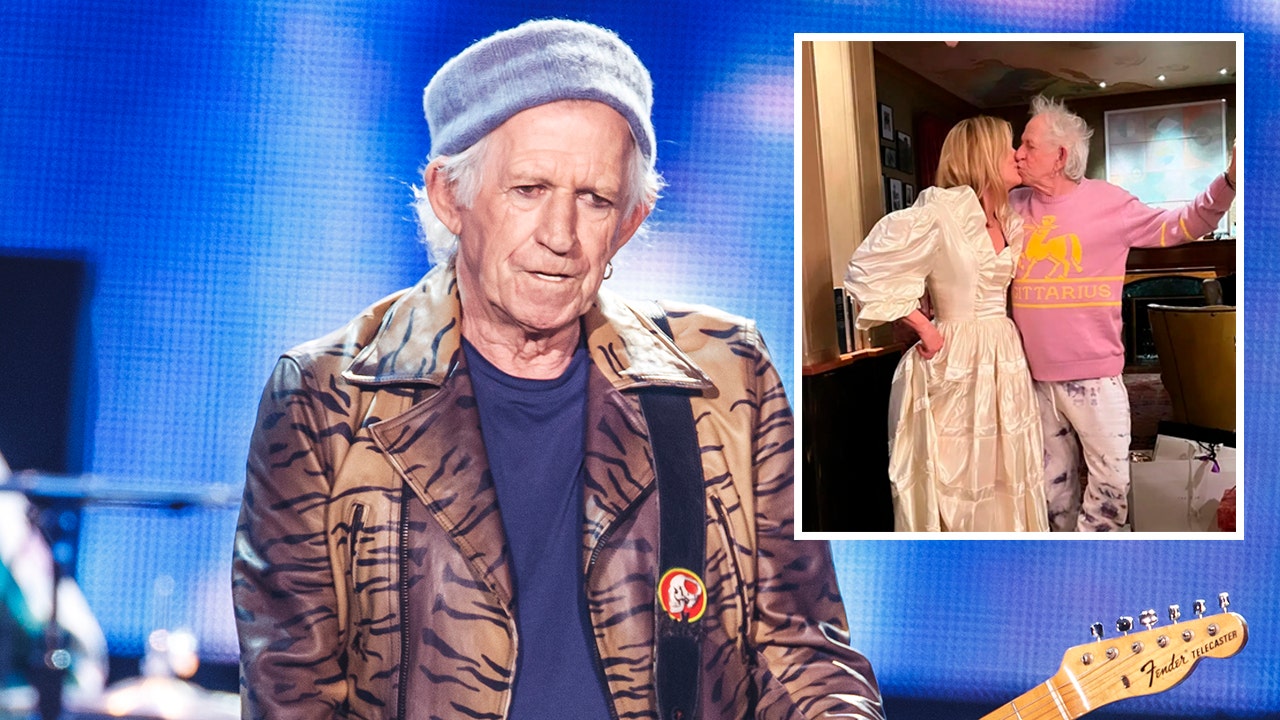 Rolling Stones' Keith Richards celebrates his birthday and anniversary in kissing photo with Patti Hansen
