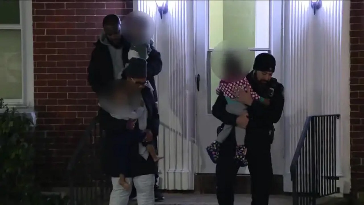 Philadelphia toddler triplets lose father and mother days before Christmas in murder-suicide
