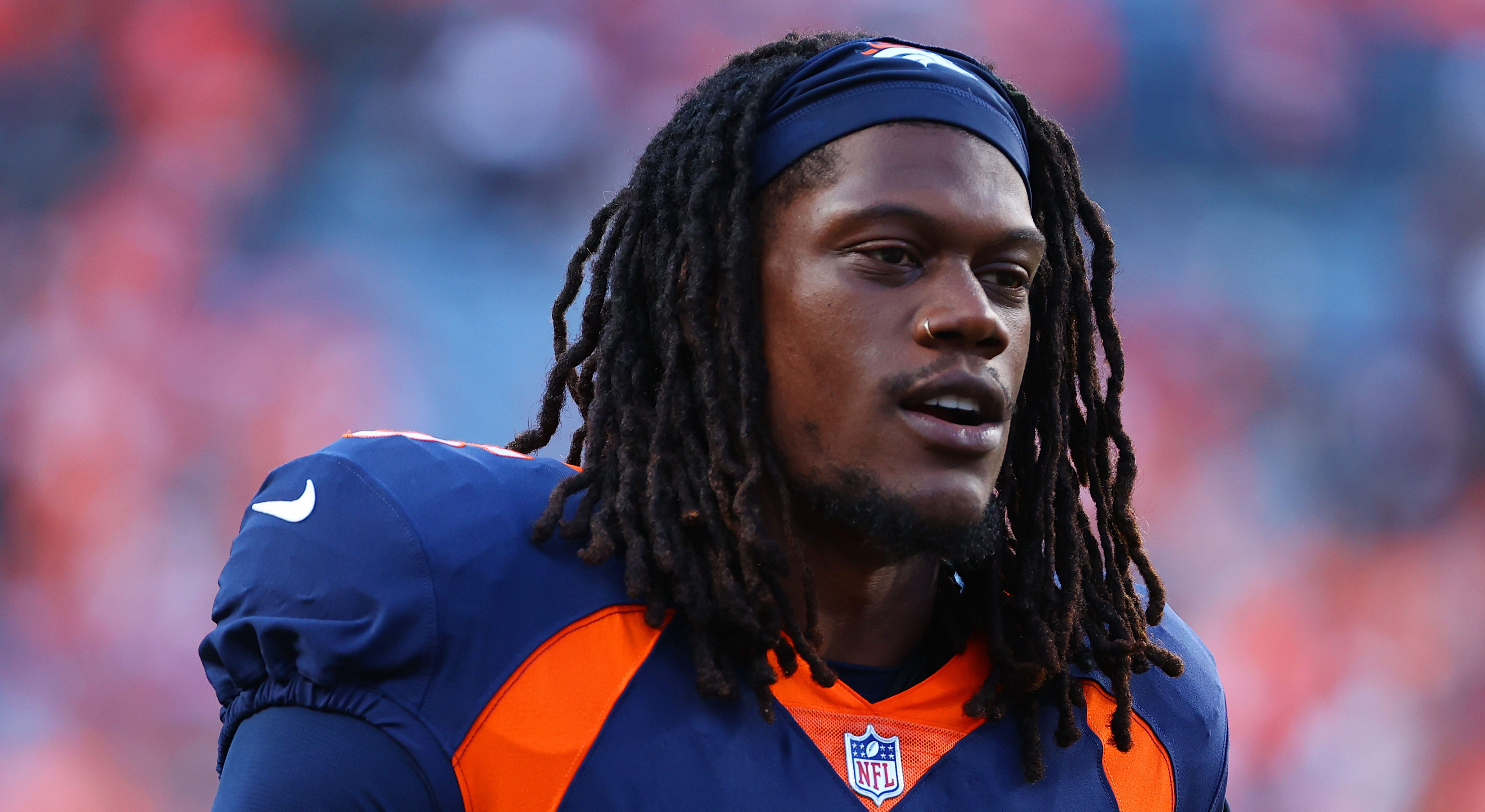 Broncos' Randy Gregory, Rams' Oday Aboushi suspended after throwing punches  on Christmas