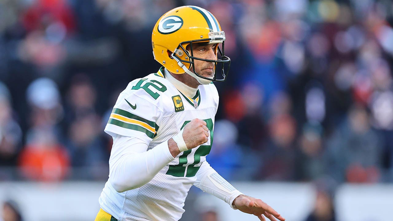 Aaron Rodgers says he used psychedelics to alleviate his 'major fear of death'