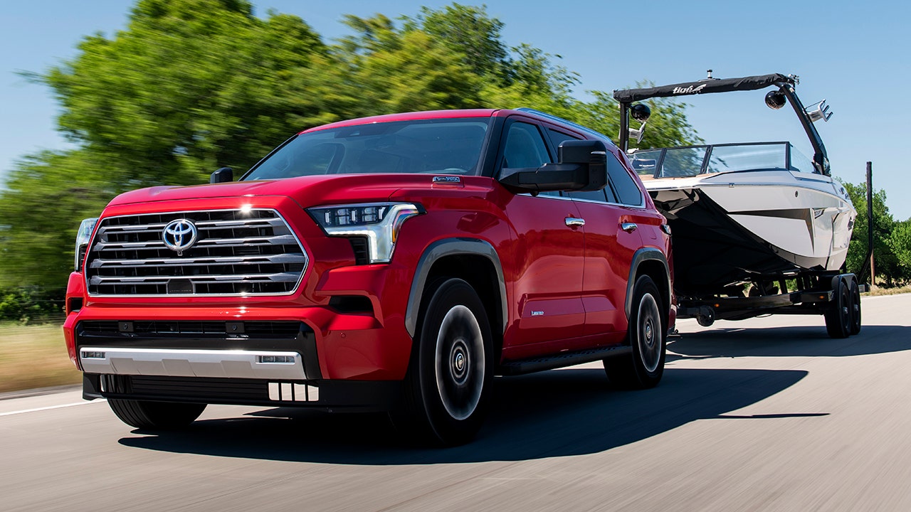 Review: The 2023 Toyota Sequoia is a huge hybrid SUV that can haul