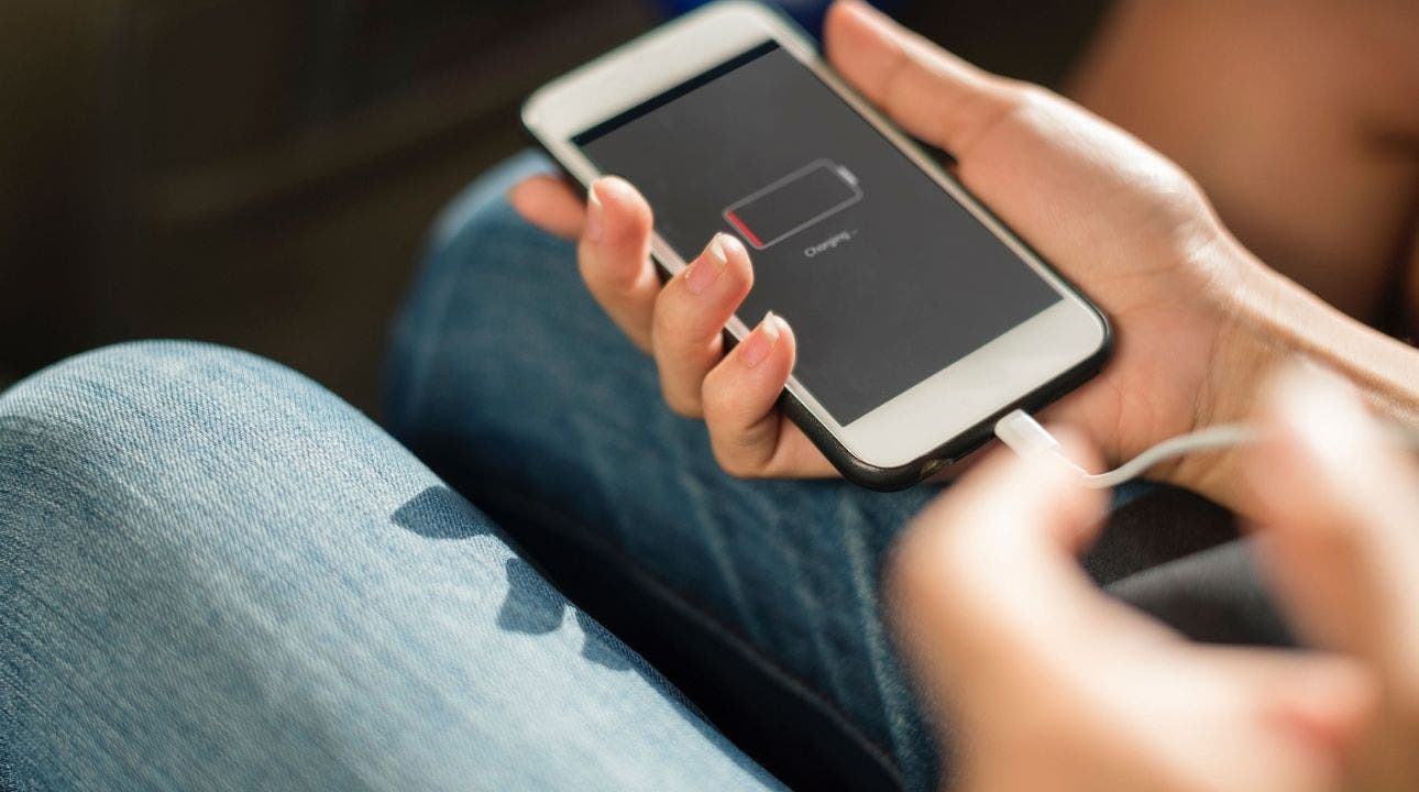 Which apps are draining your phone’s battery? - Fox News
