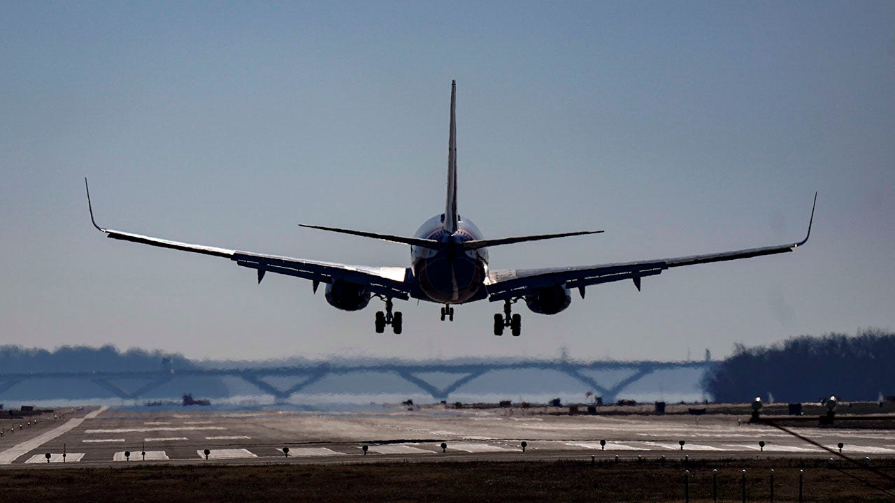 FAA Outage: Congressional report notes lawmakers knew messaging system had problems 'for years'