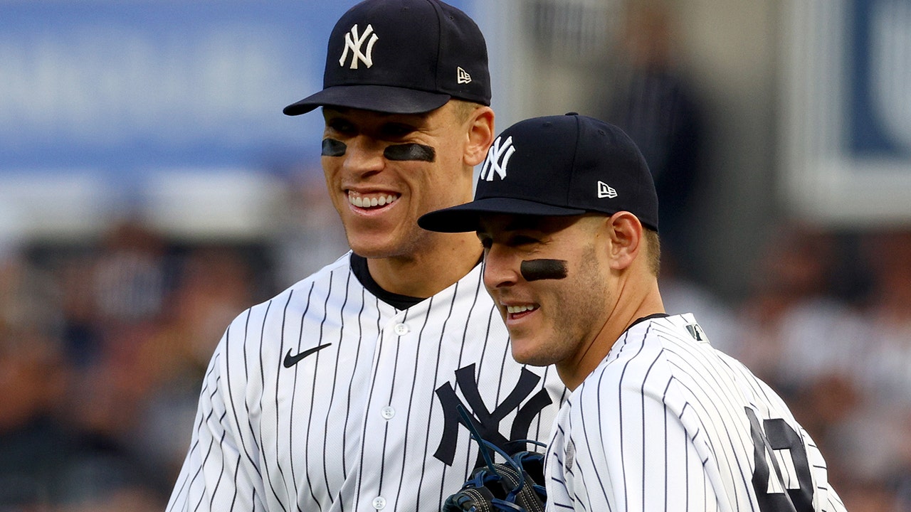 Aaron Judge reveals Anthony Rizzo pulled on his heartstrings to get him  back in pinstripes