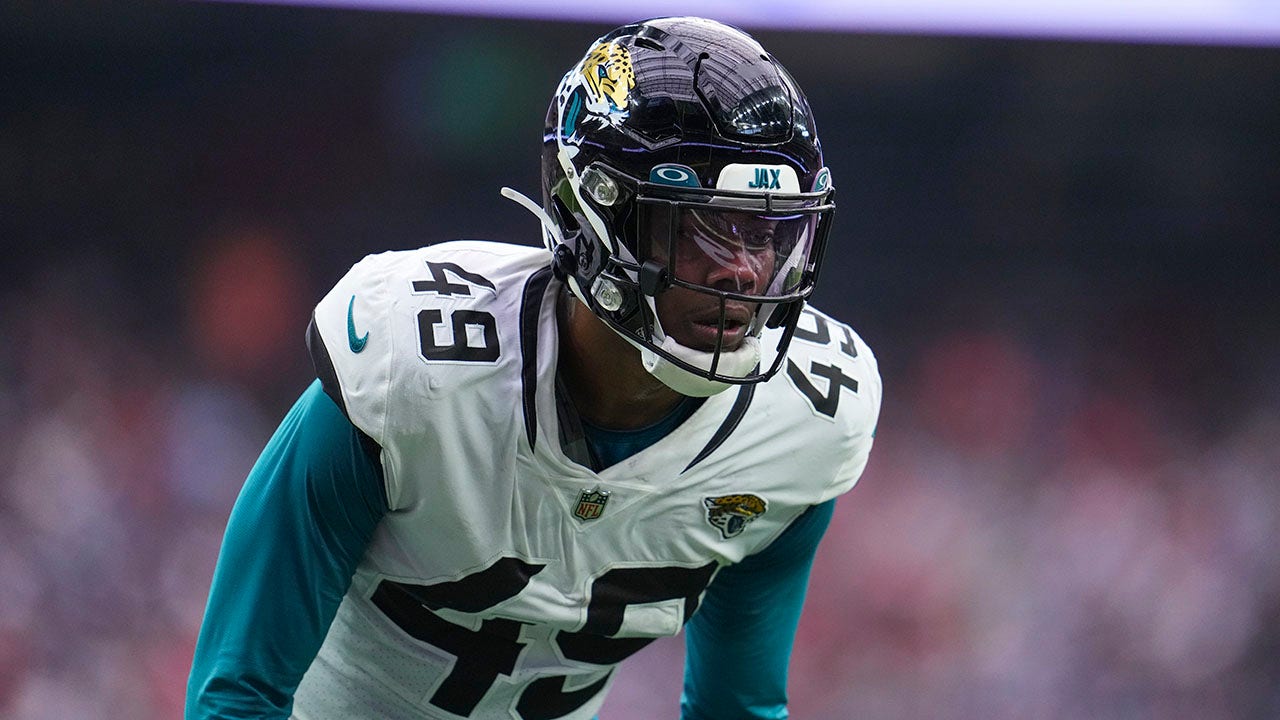 NFL fines Jaguars' Arden Key for roughing the passer on QB Chad Henne, not Patrick Mahomes deal with