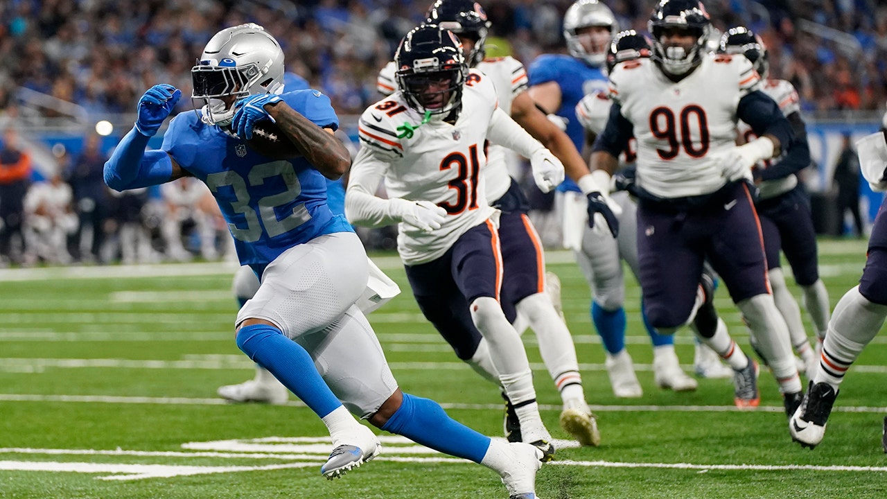 Detroit Lions vs. Chicago Bears: Follow live Thanksgiving game