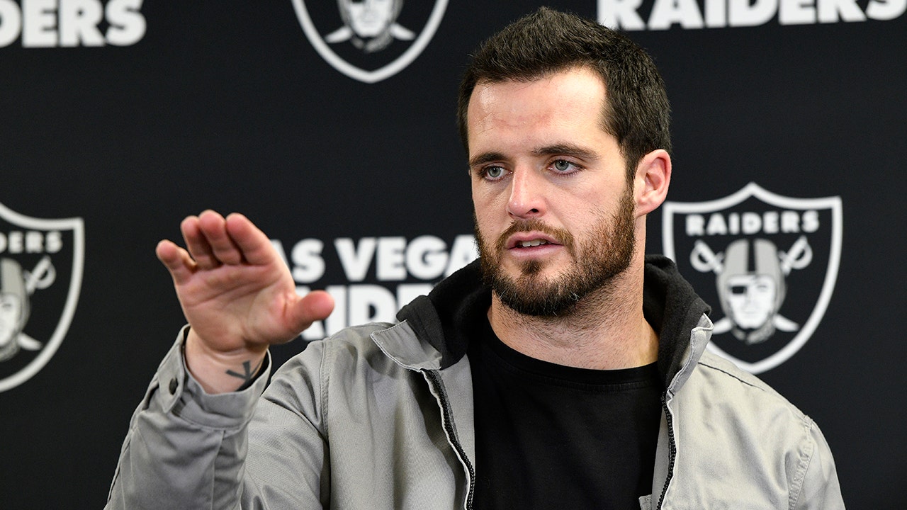 Jets' D.J. Reed says Derek Carr can 'negotiate' for his No. 4