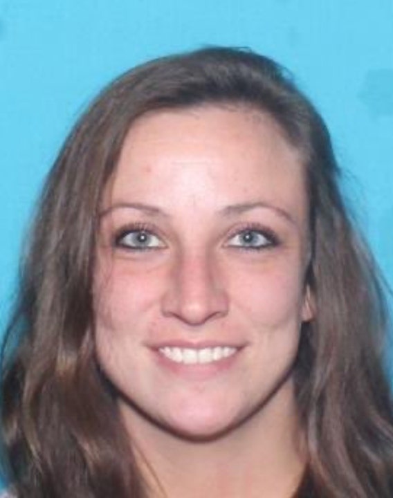 Missing Brittany Tee Massachusetts Police Expand Search For Woman Reportedly Last Seen At 1096