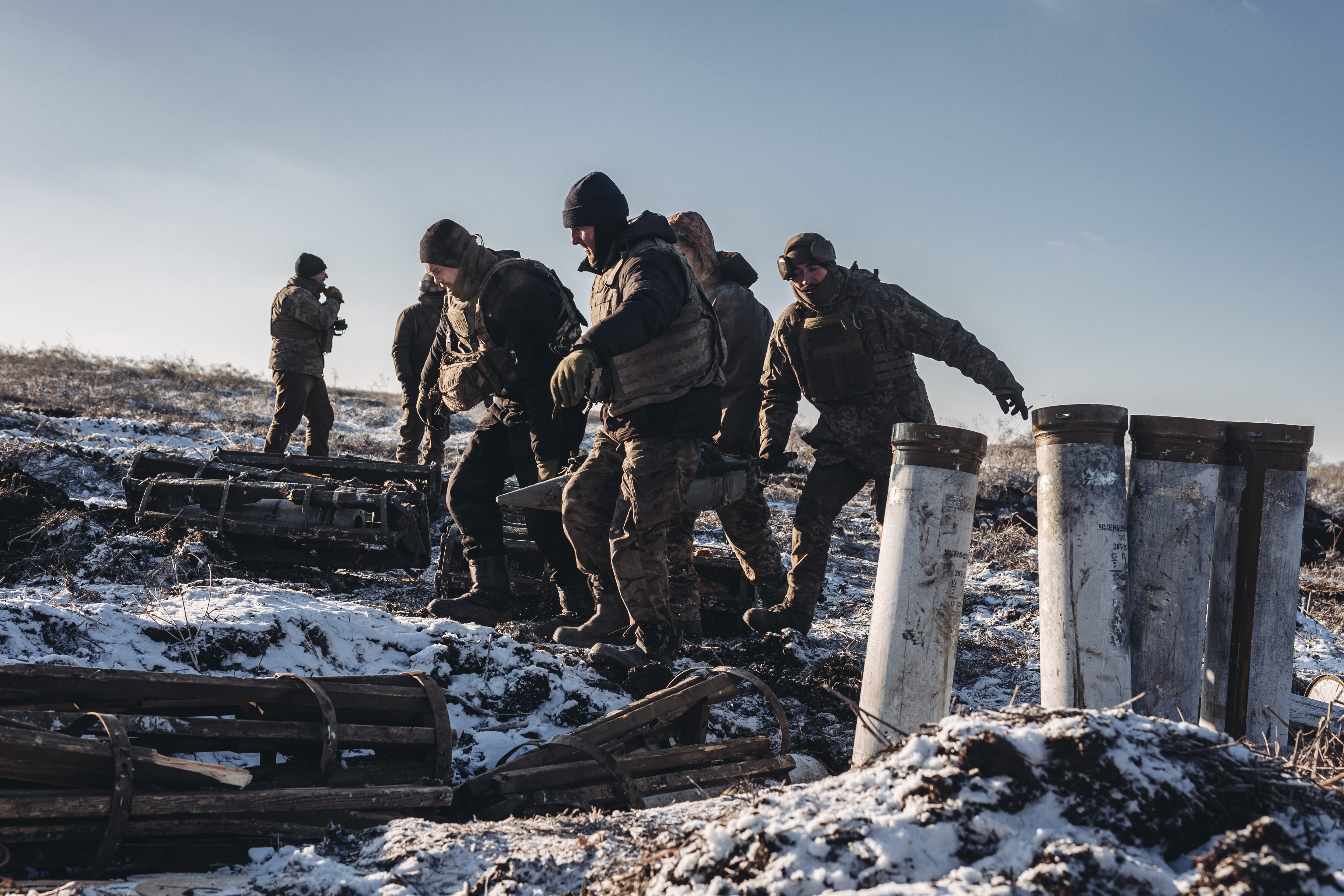 Russia reinstates fired general to top post as Putin escalates war in eastern Donetsk