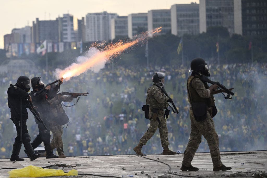 Brazil arrests rise to 1,500 after pro-Bolsonaro attack on capital