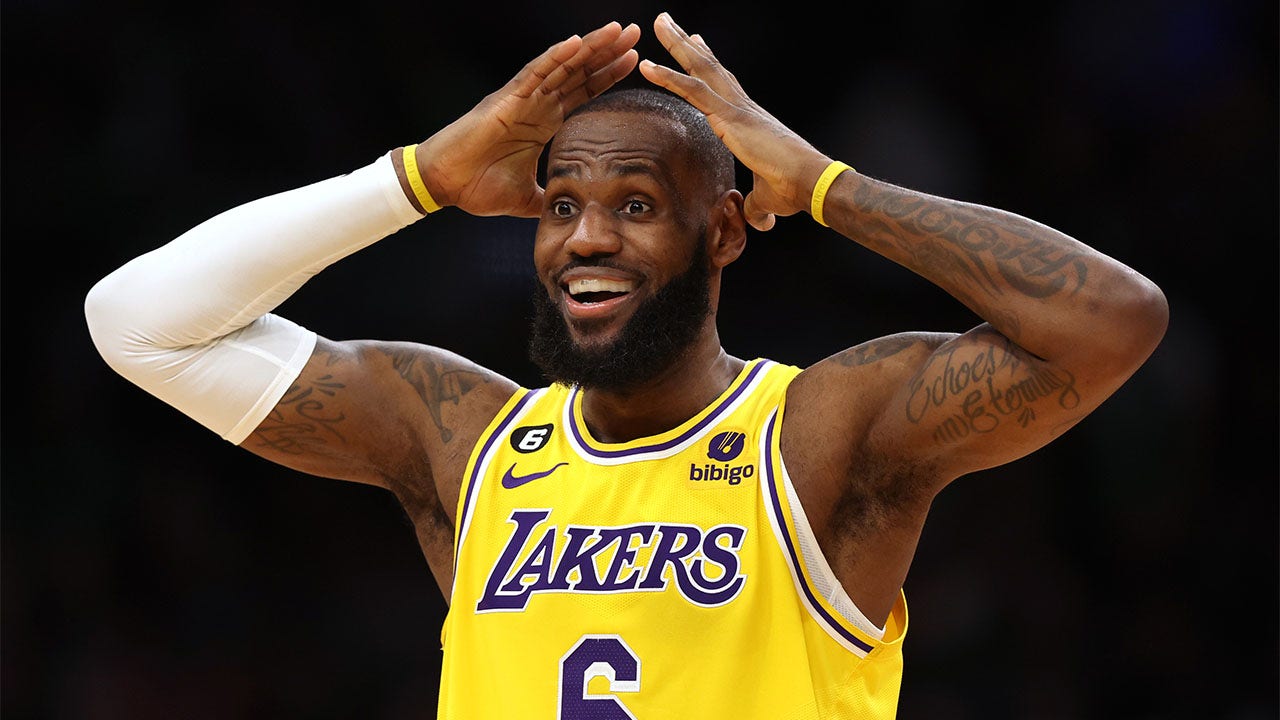 LeBron James Jerseys, LeBron James All-Time Points Leader Shirt, LeBron  James Lakers Gear, Merchandise