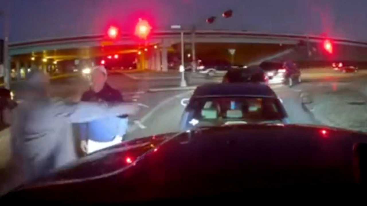 Houston Police Release Video Of Suspect Delivering Vicious Punch To Driver In ‘road Rage 