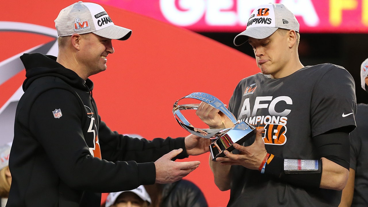 Joe Burrow And Ja'Marr Chase AFC Championship Round Bengals Shirt