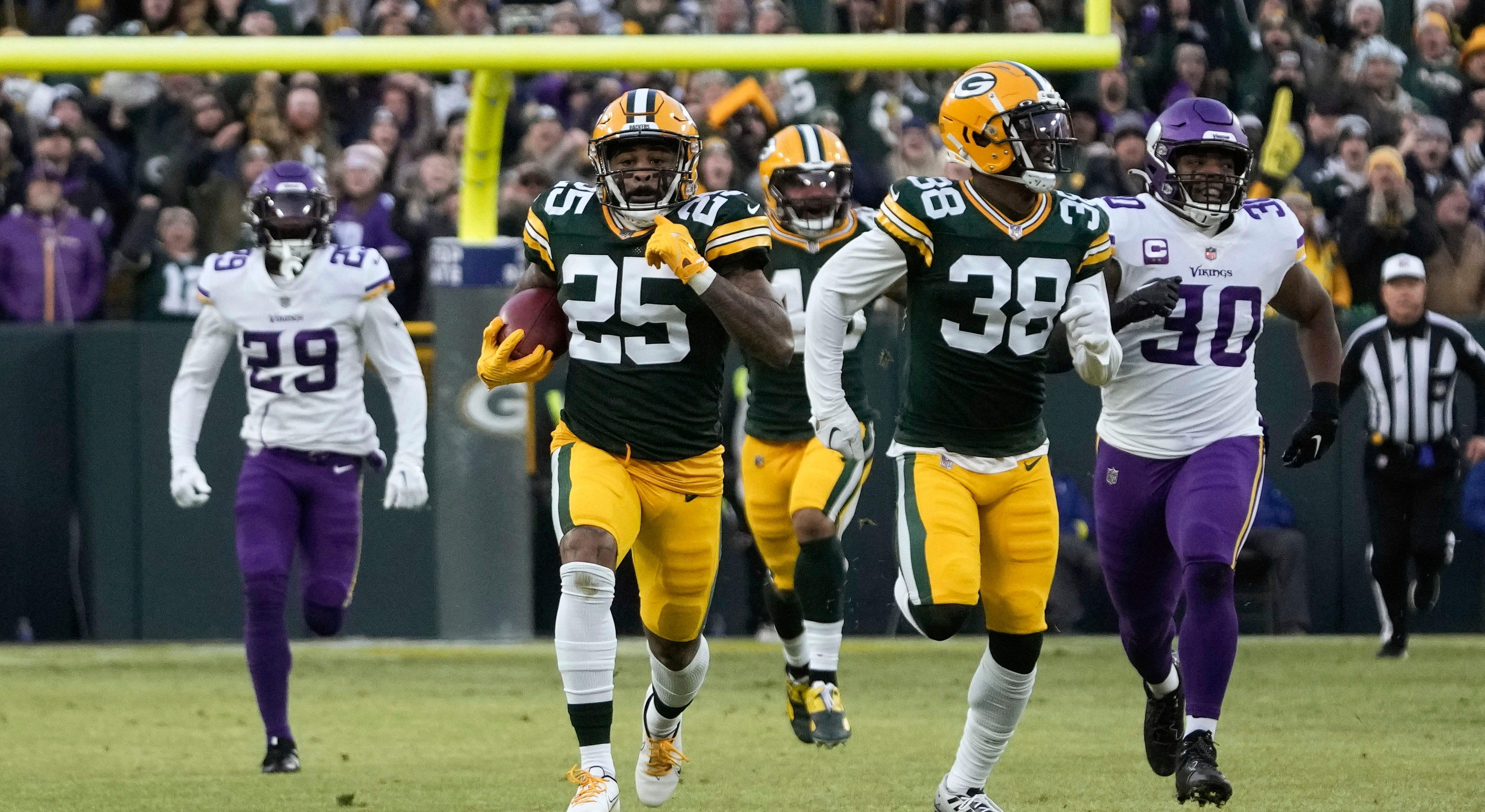 Packers return home to face Vikings