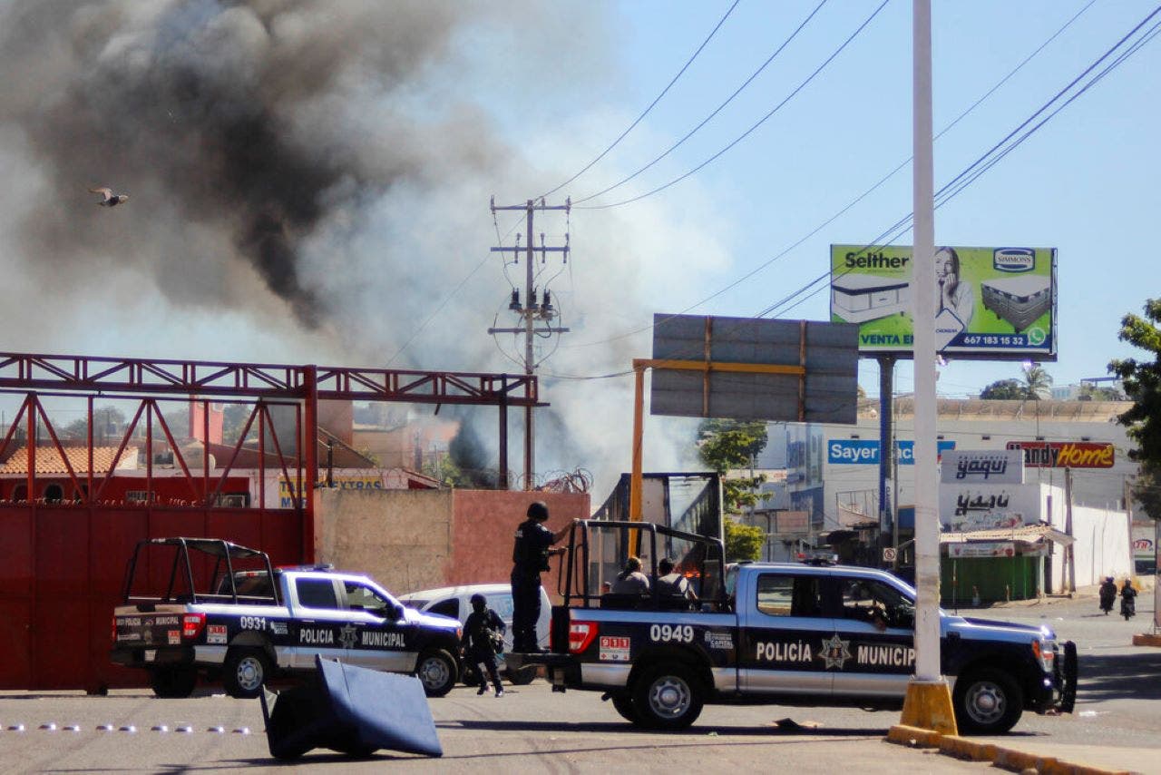 Mexican authorities say 10 military personnel, 19 cartel members killed