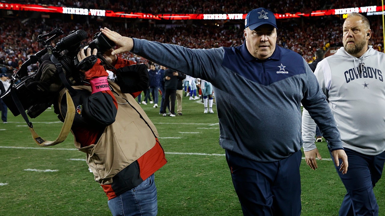Cowboys’ Mike McCarthy stiff arms cameraman after loss to 49ers – Fox News