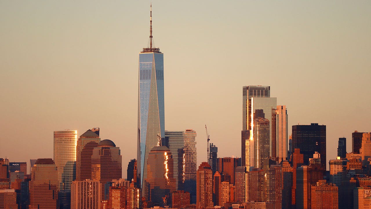 One World Trade Center, 2011-09-16