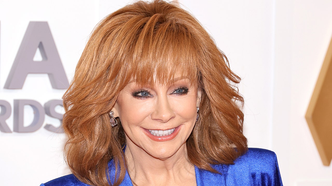 Reba McEntire addresses potential 'Reba' reboot: 'We talked about that ...