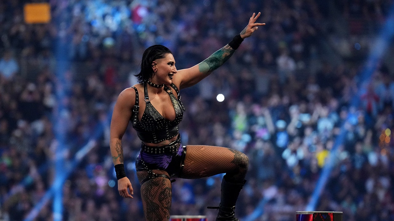 Rhea Ripley wins Royal Rumble women's match, outlasts Liv Fox News