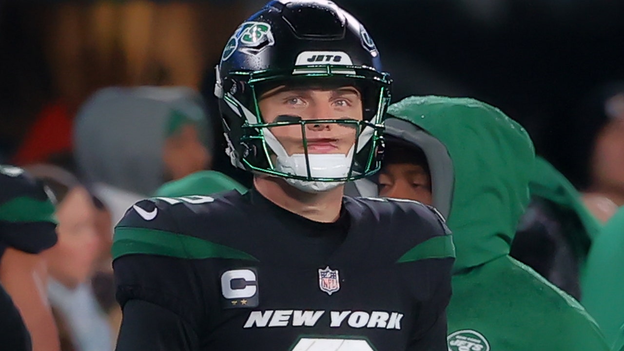 Report: Zach Wilson Not Starting For Jets Sunday