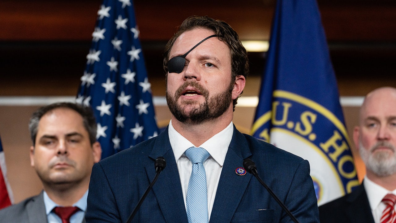 Texas Rep Dan Crenshaw gives insight into White House briefing to Congress on unidentified objects shot down