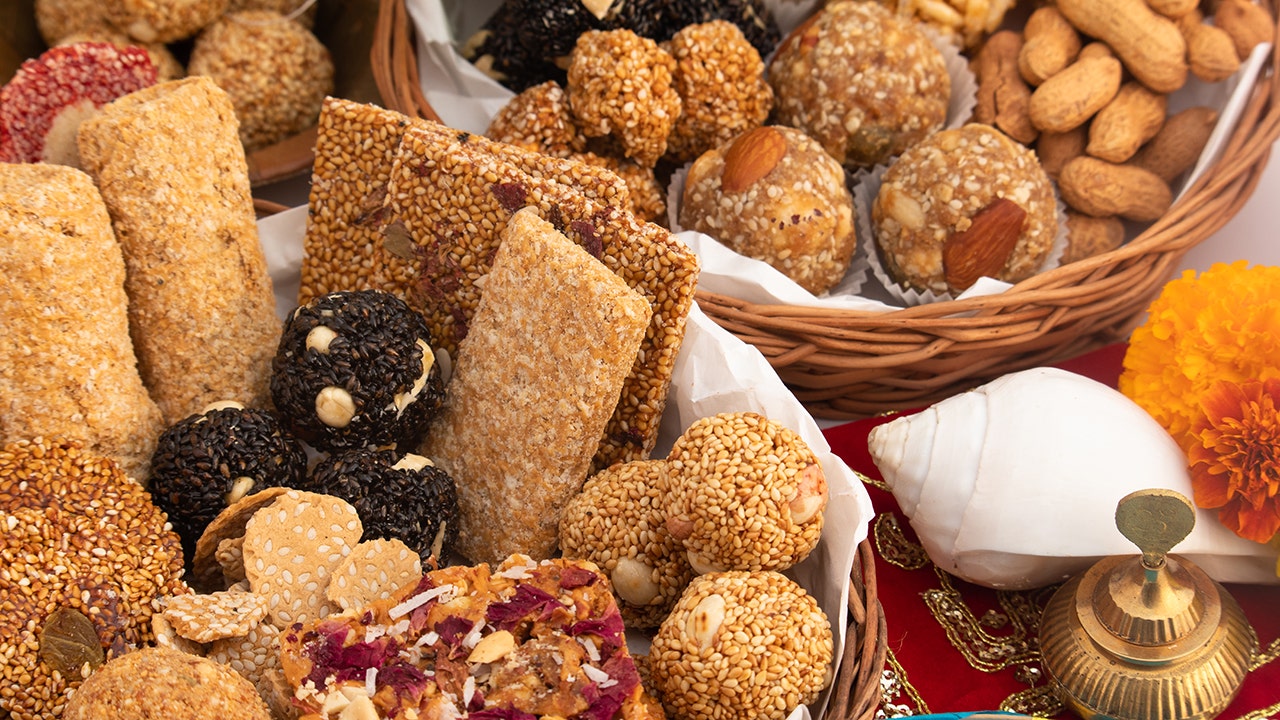 A variety of baked goods incorporating sesame seeds are shown here. (iStock)