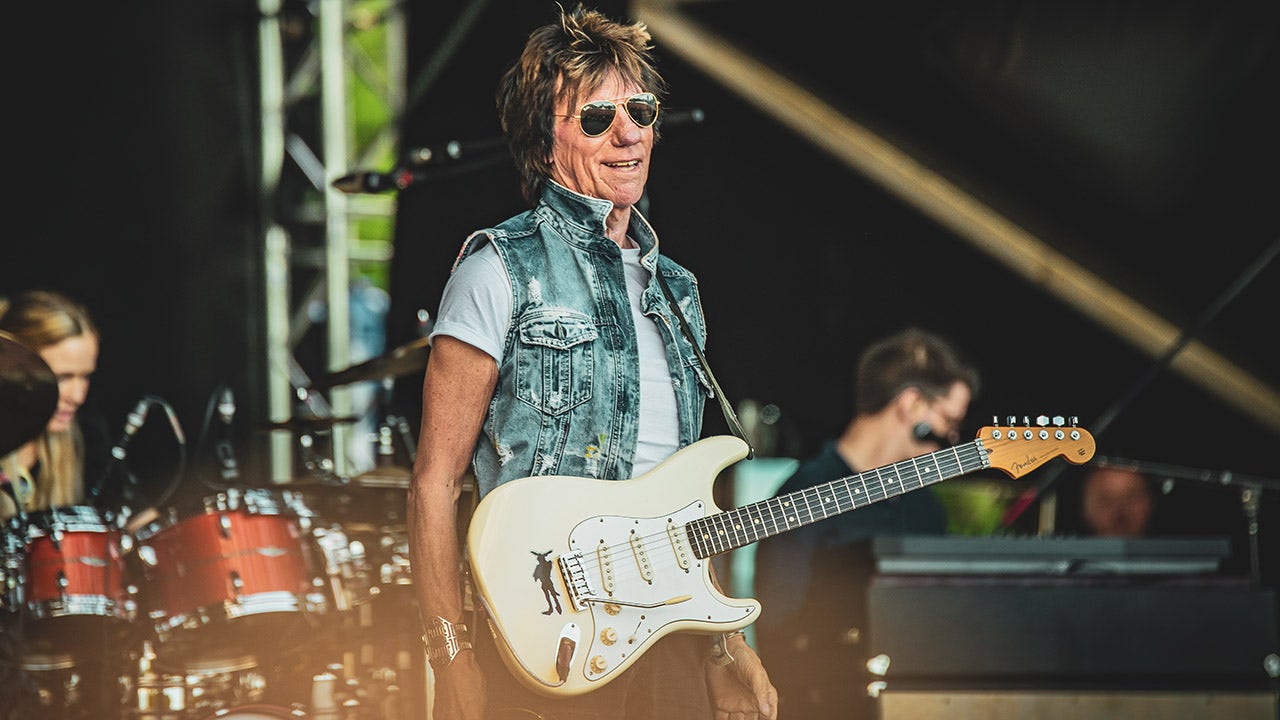 Jeff Beck, guitar icon and hot-rod devotee, passes at age 78 - Hagerty Media