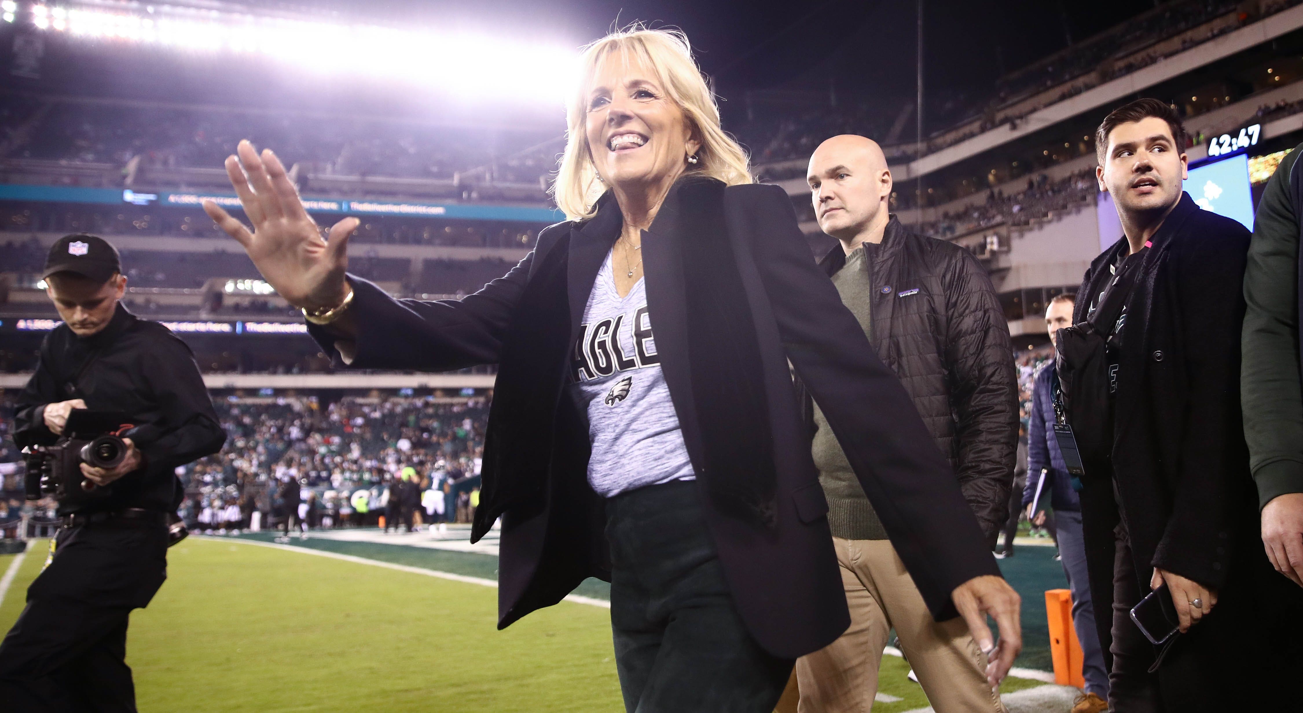 Jill Biden Appears With Roger Goodell At Eagles 49ers Game Draws 